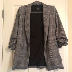 Long-Length Fashion Blazer